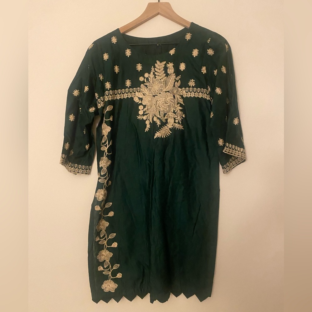 Indian/Pakistani Embroidered Kurti Tunic